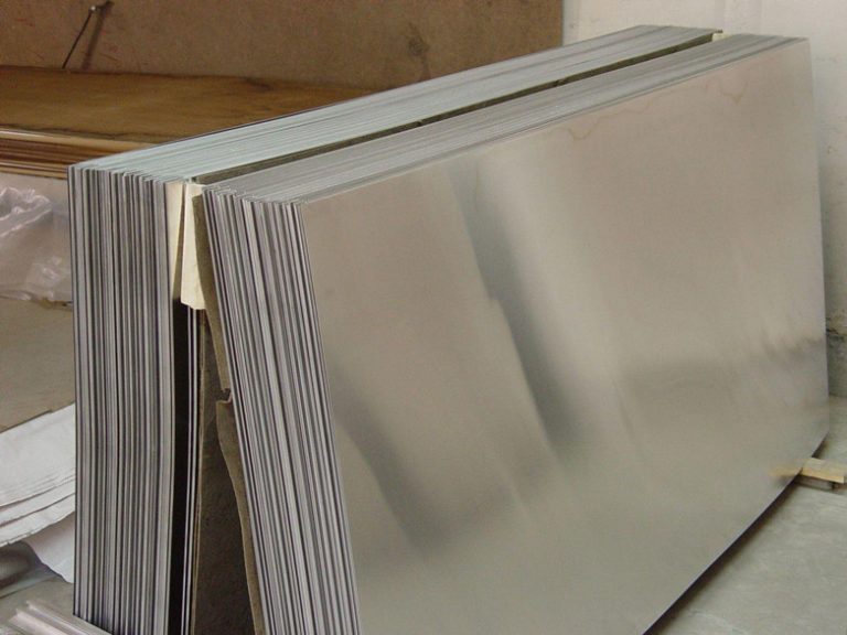 Aluminum plate for oxidation